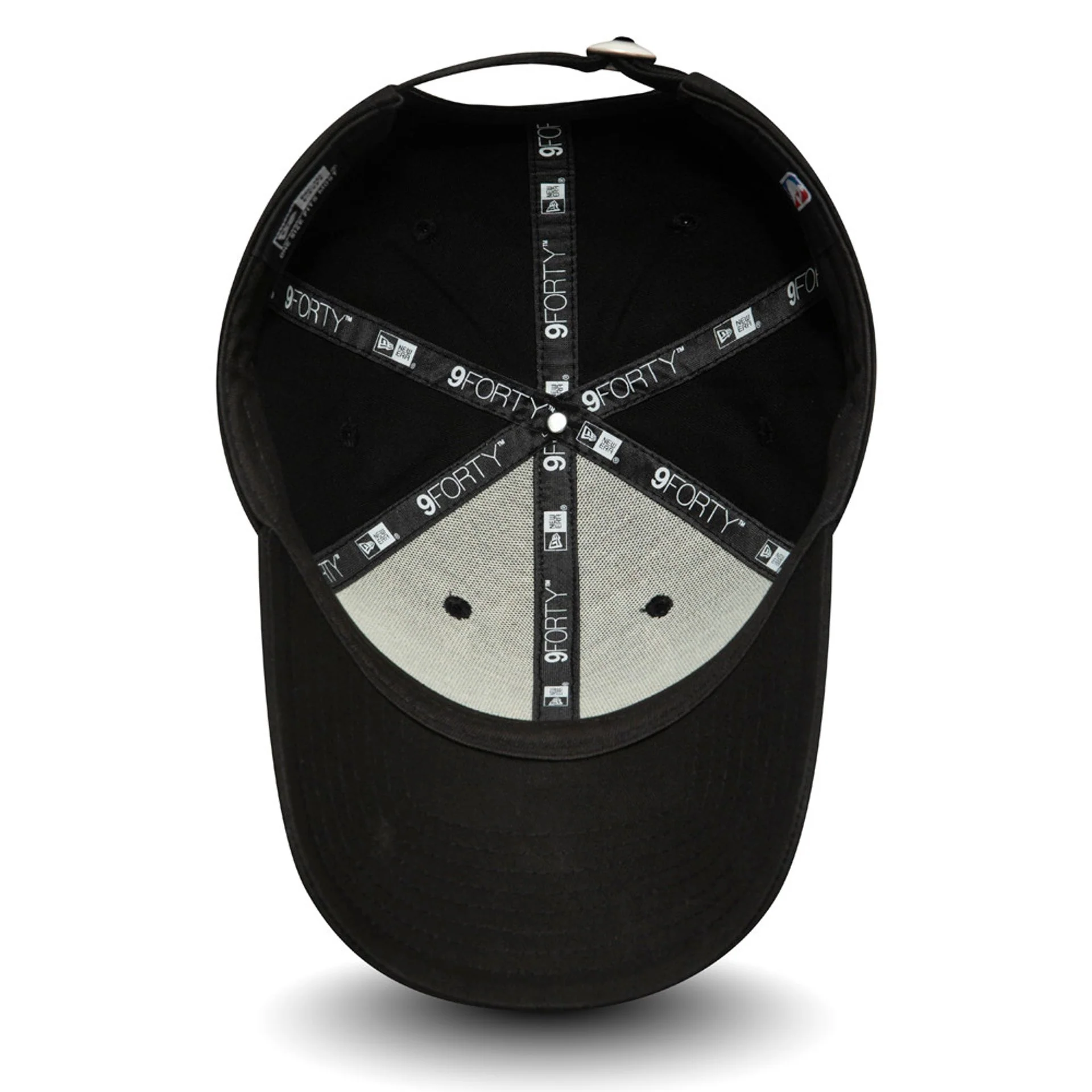 Chicago Bulls Essential Outline Black 9FORTY Cap - Image 3