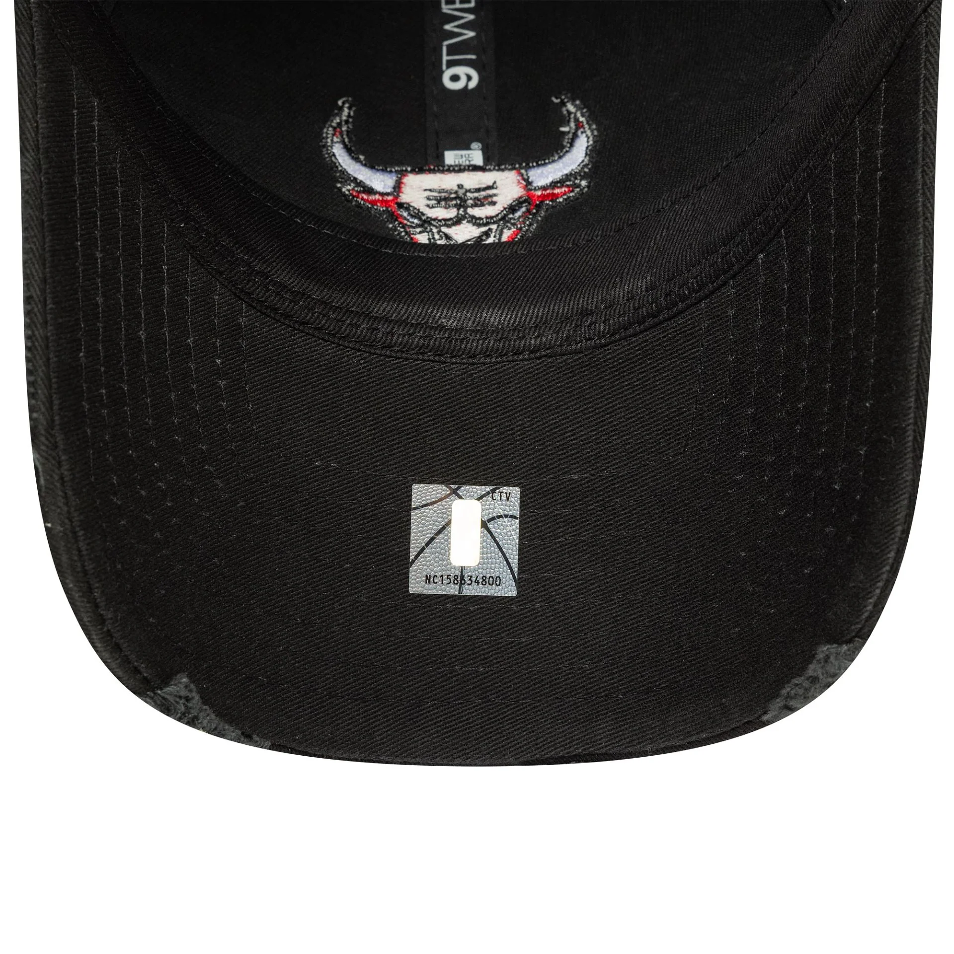 Chicago Bulls NBA Wash Distress Black 9TWENTY Adjustable Cap - Image 3