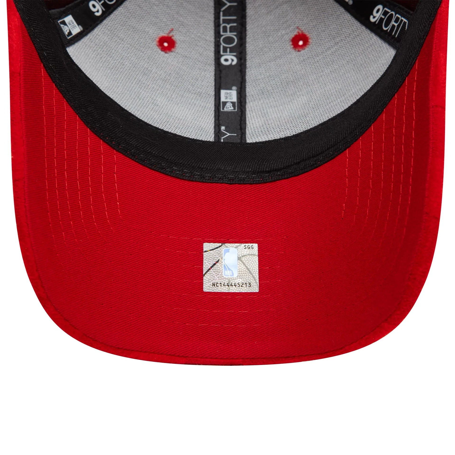 Chicago Bulls Tonal Check Red 9FORTY Adjustable Cap - Image 5