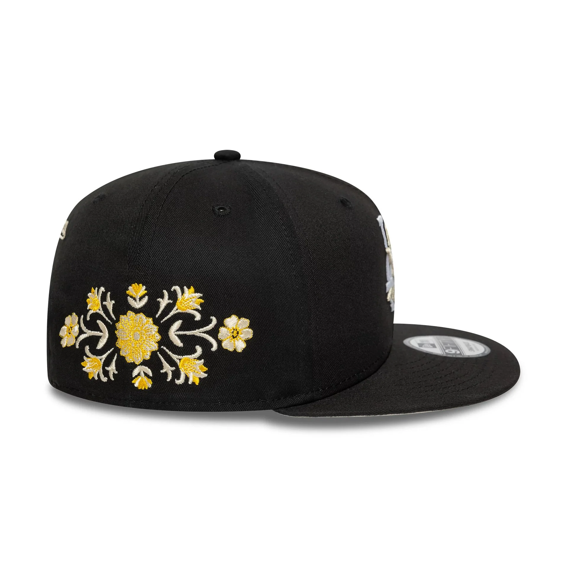 LA Dodgers MLB Floral Black 9FIFTY Snapback Adjustable Cap - Image 5