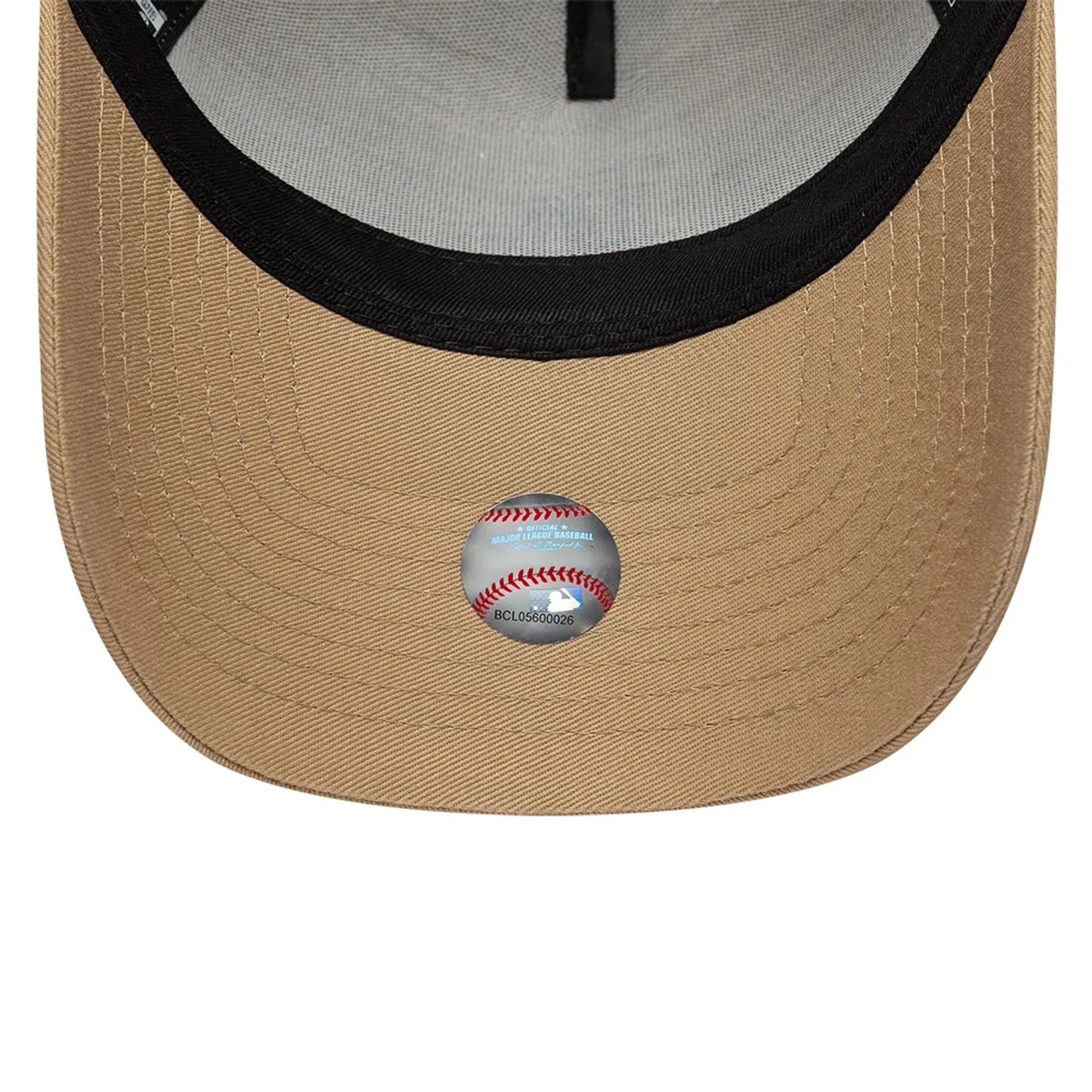 LA Dodgers MLB League Essential Light Beige 9FORTY E-Frame Adjustable Cap - Image 5