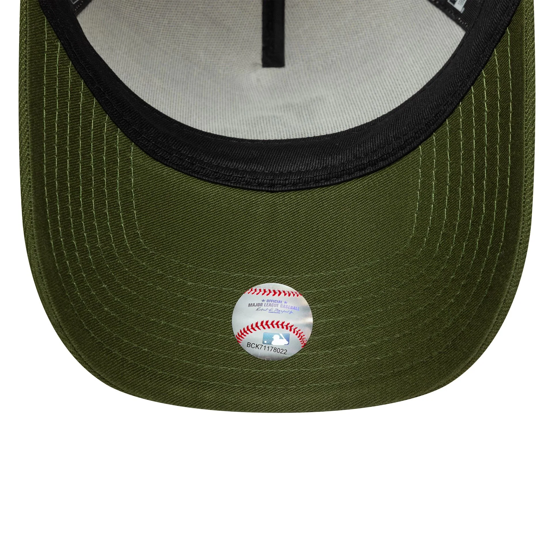 LA Dodgers MLB World Series Patch Cream 9FORTY E-Frame Adjustable Cap - Image 4