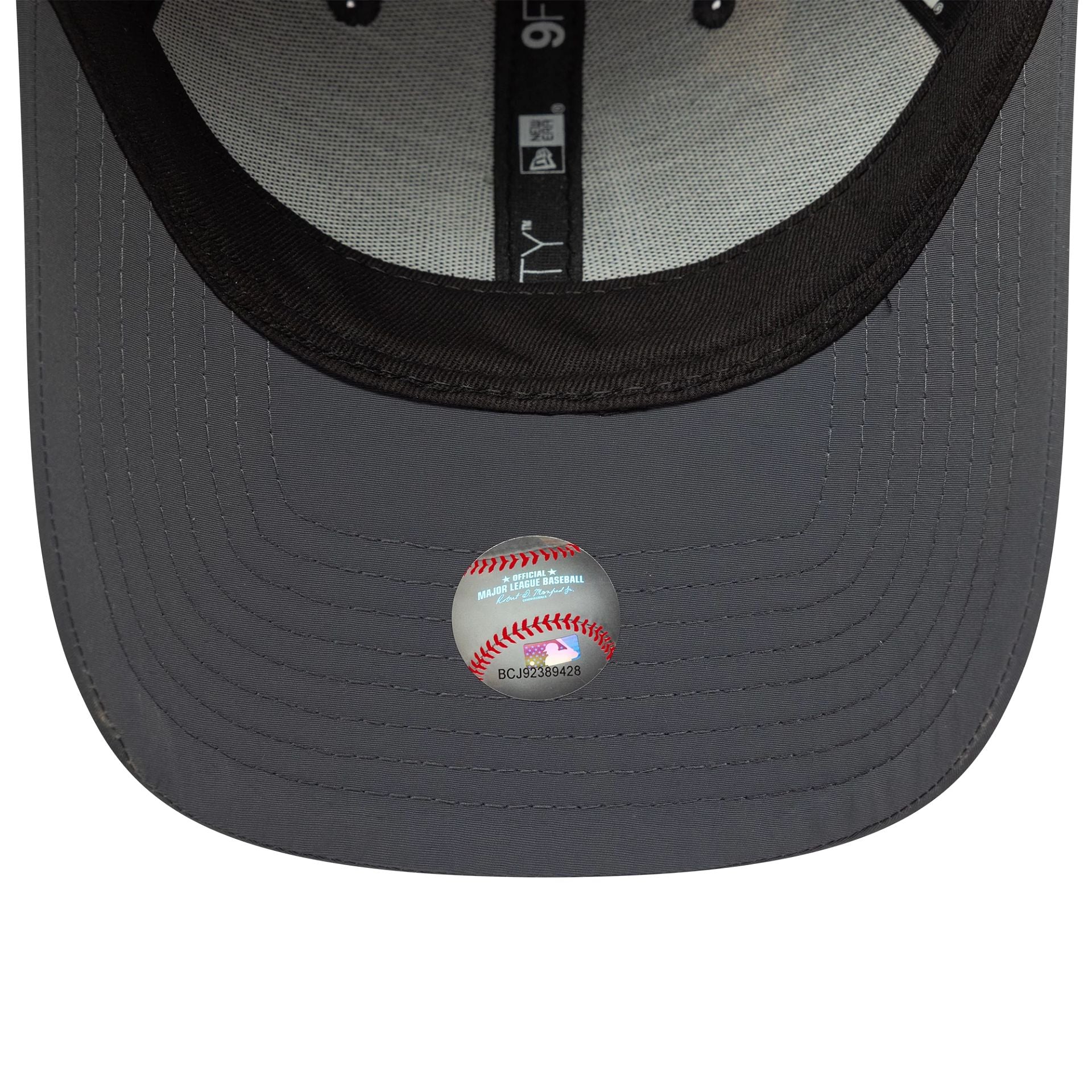 LA Dodgers Recycled Grey 9FORTY Adjustable Cap - Image 5