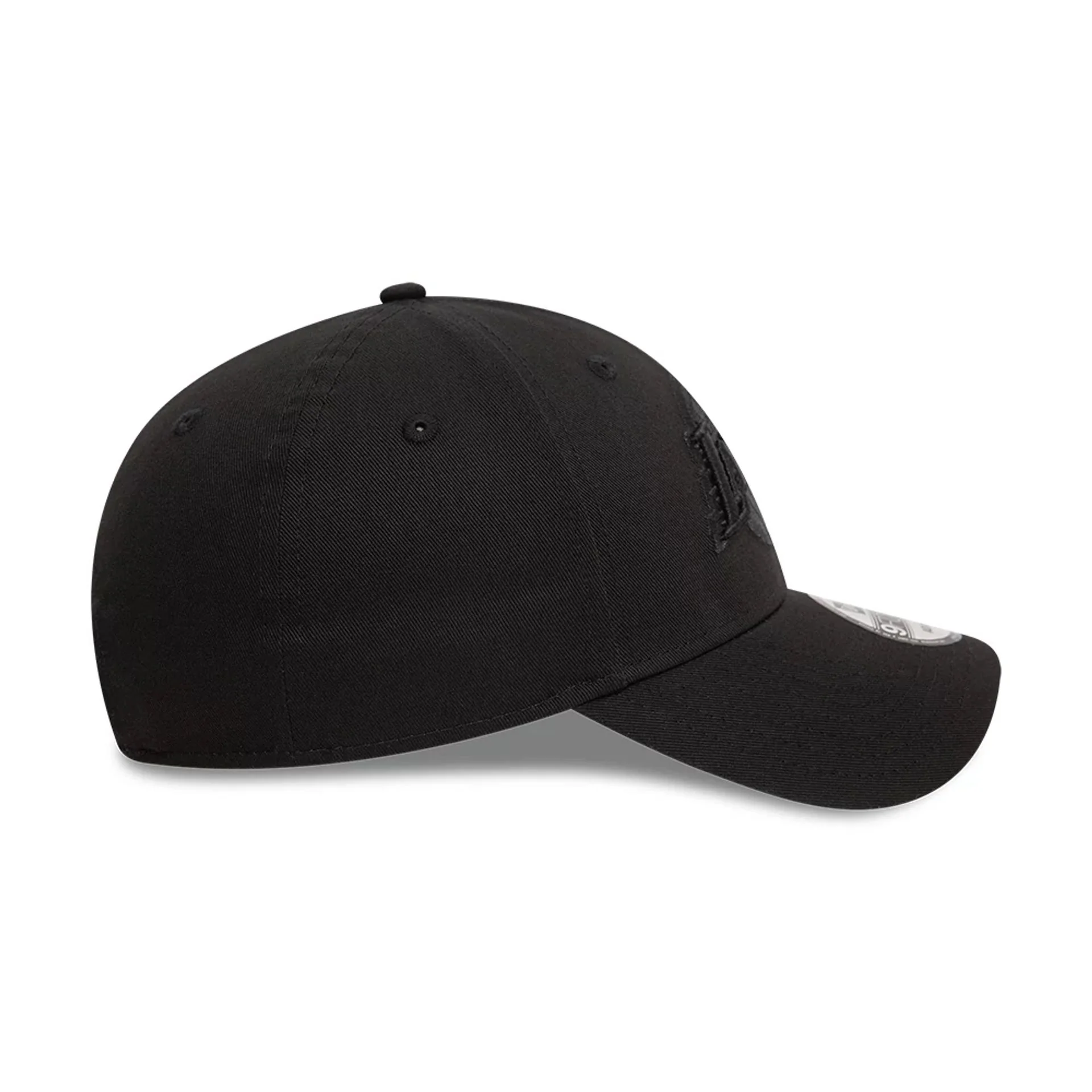 LA Lakers NBA Essential Black 9FORTY Adjustable Cap - Image 7