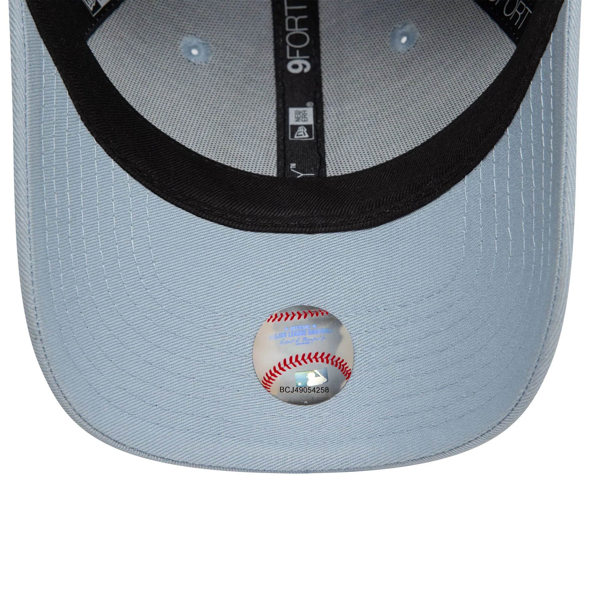 New York Yankees Child League Essential Pastel Blue 9FORTY Adjustable Cap - Image 5