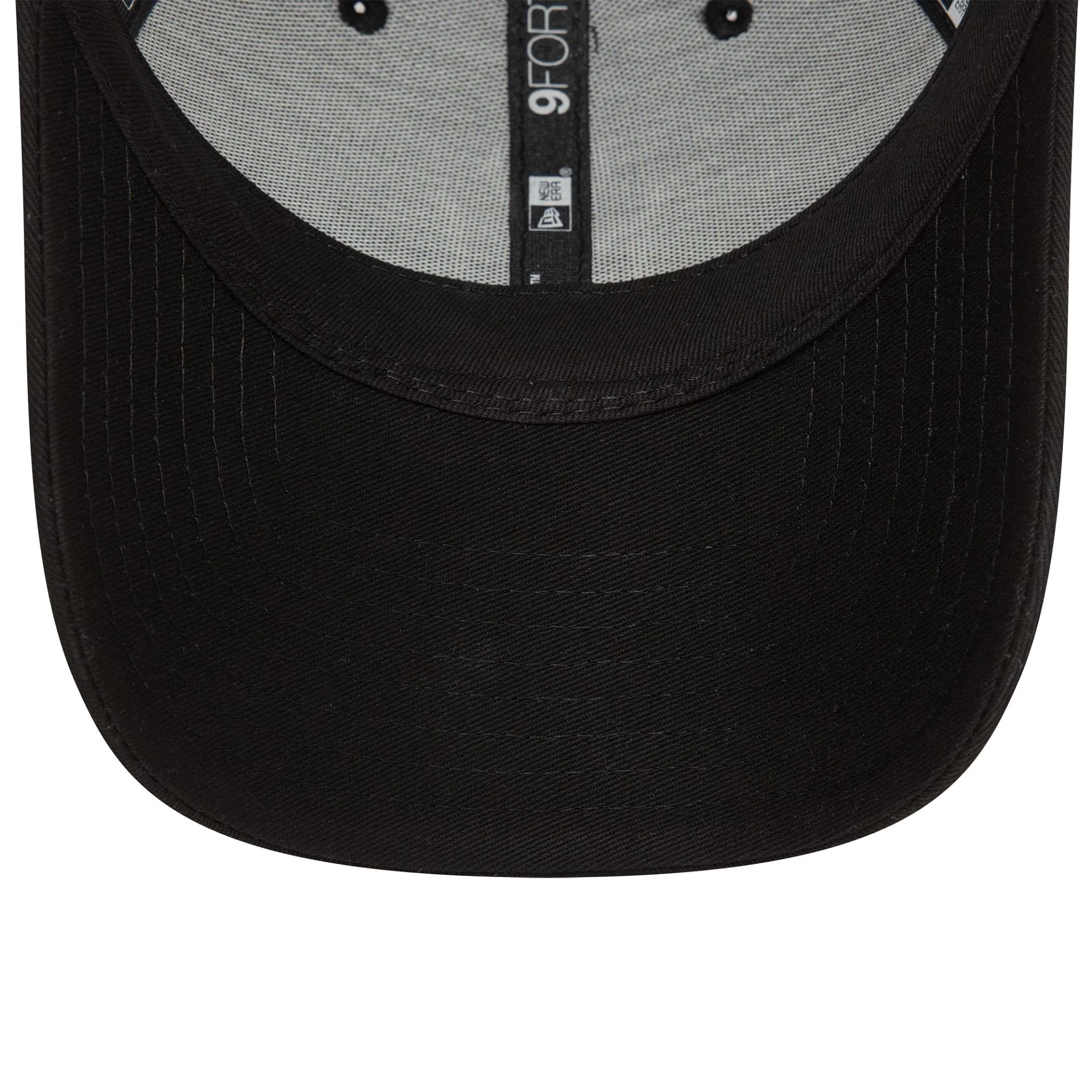 New York Yankees Home Field Black 9FORTY Trucker Adjustable Cap - Image 4