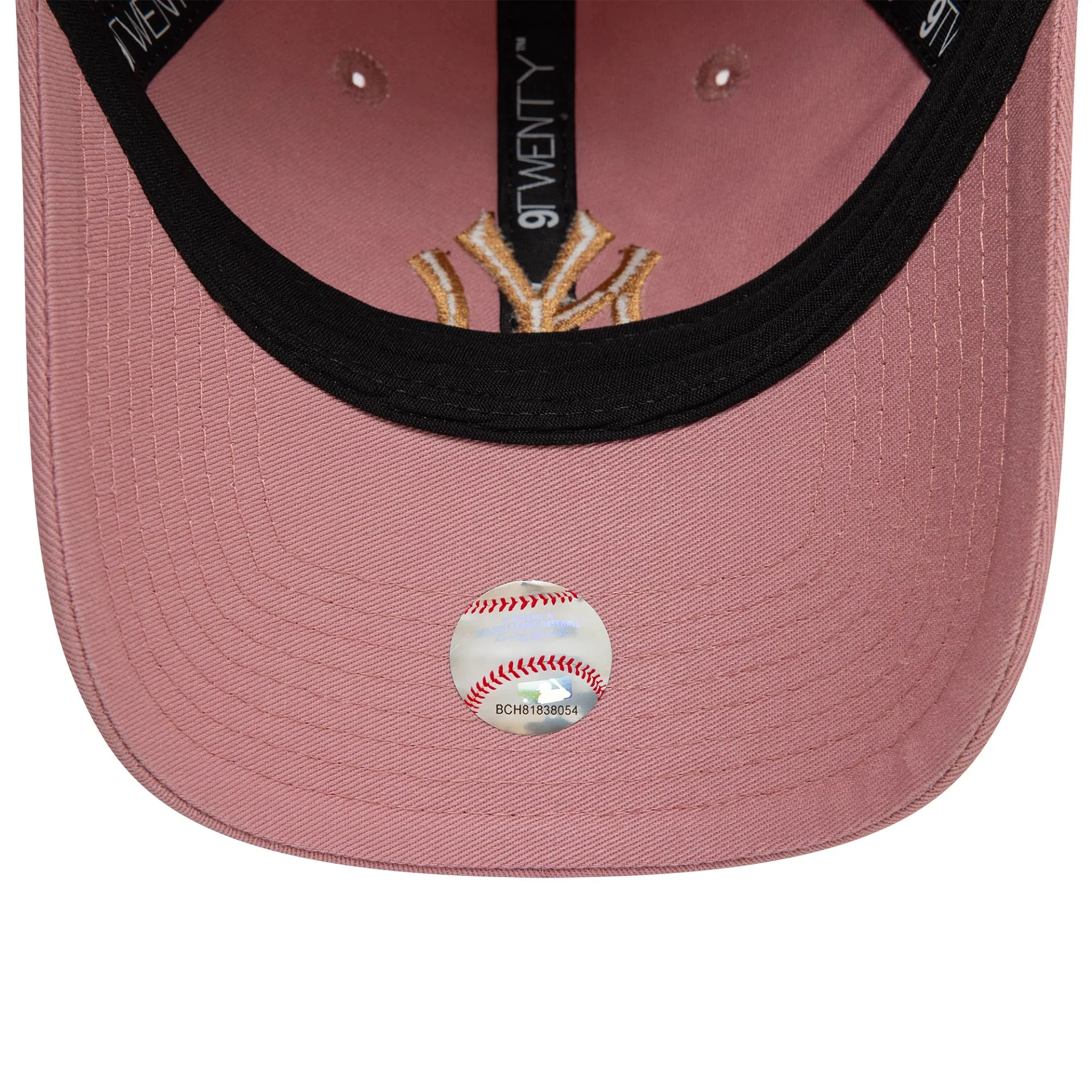New York Yankees League Essential Dark Pink 9TWENTY Adjustable Cap - Image 5