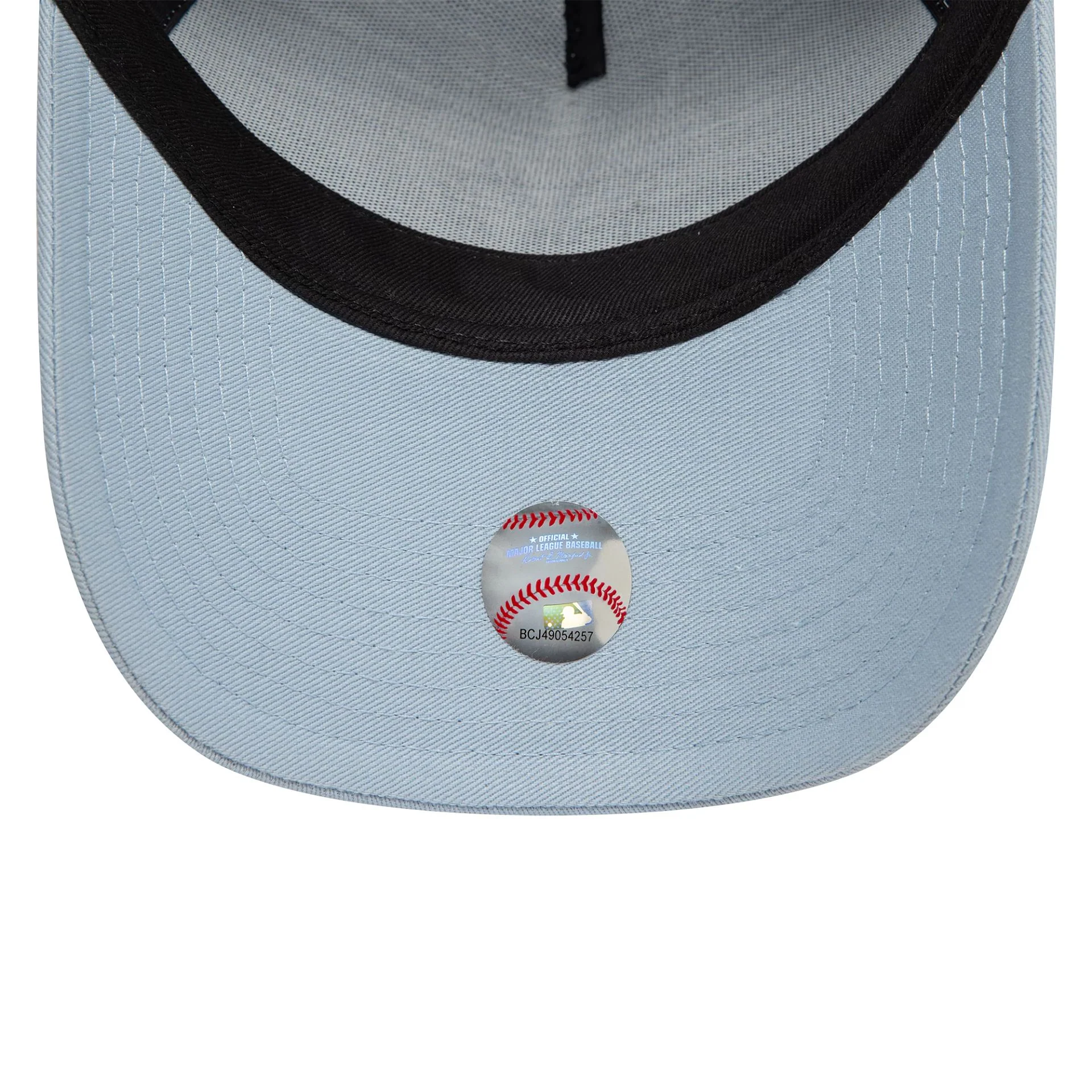New York Yankees League Essential Pastel Blue 9FORTY A-Frame Adjustable Cap - Image 5