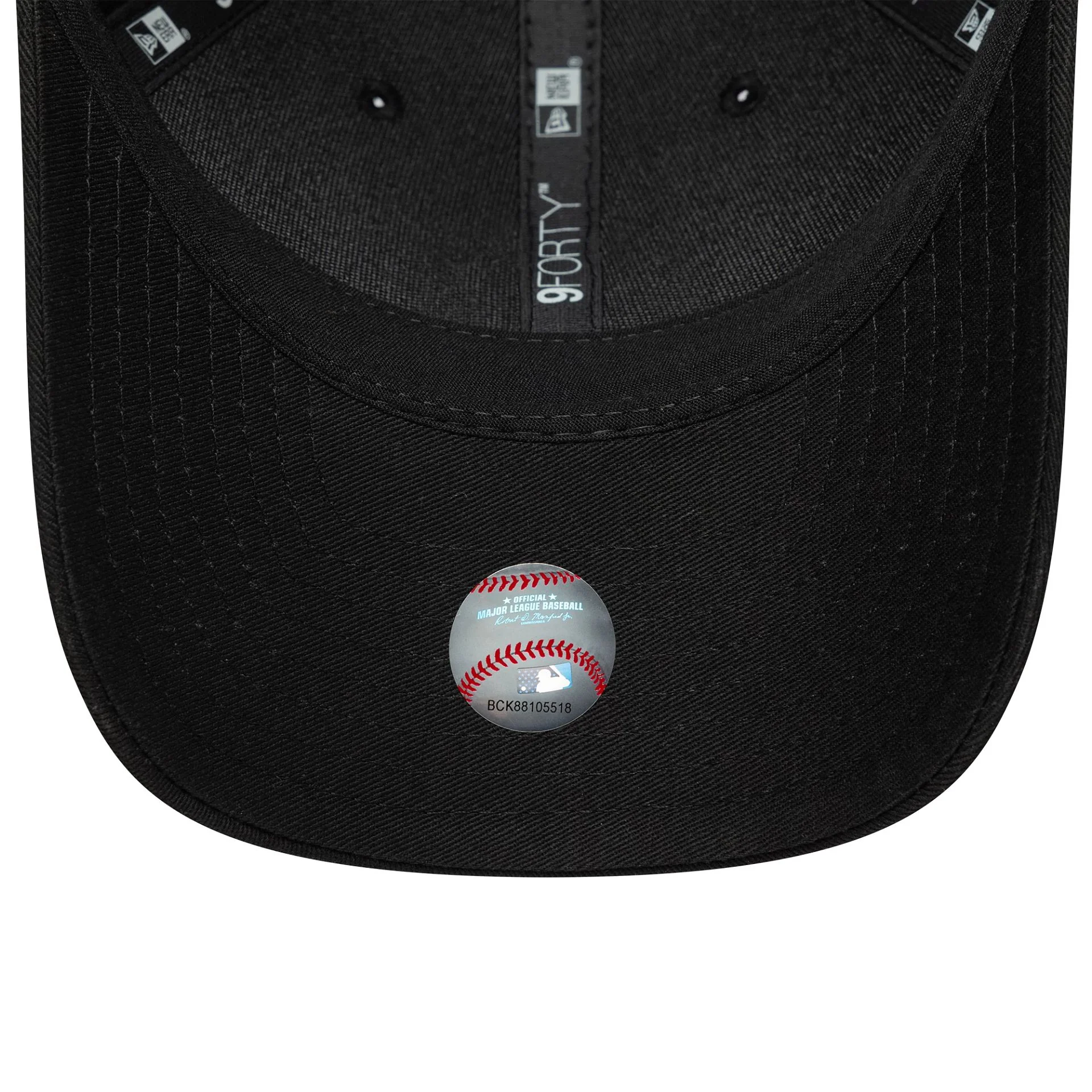 New York Yankees MLB Black 9FORTY M-Crown Adjustable Cap - Image 3