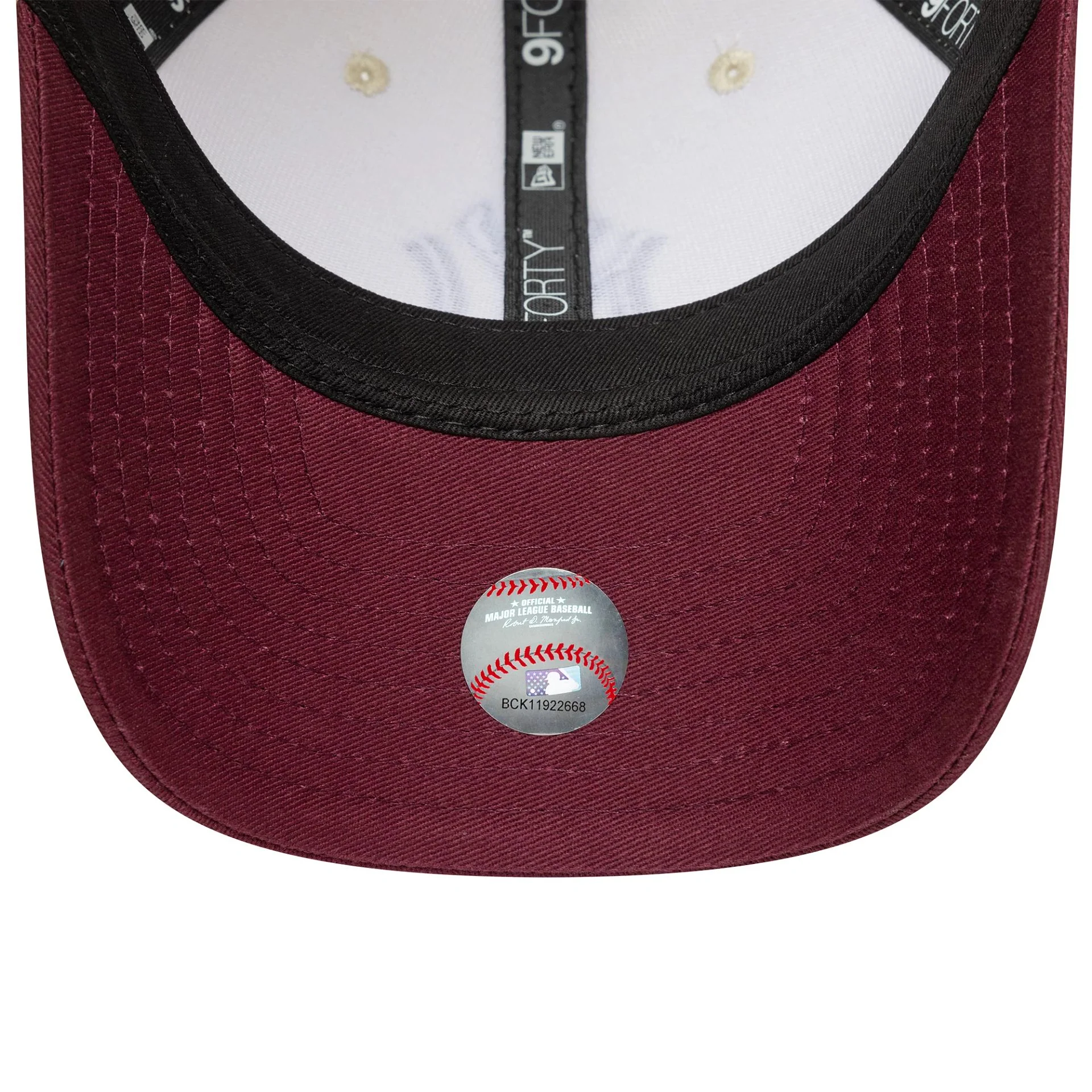 New York Yankees MLB Colour Block Cream 9FORTY M-Crown Adjustable Cap - Image 3