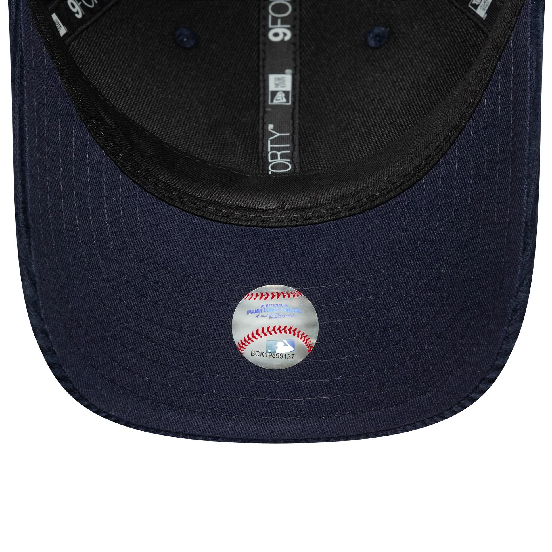 New York Yankees MLB Cord Navy 9FORTY M-Crown Adjustable Cap - Image 4