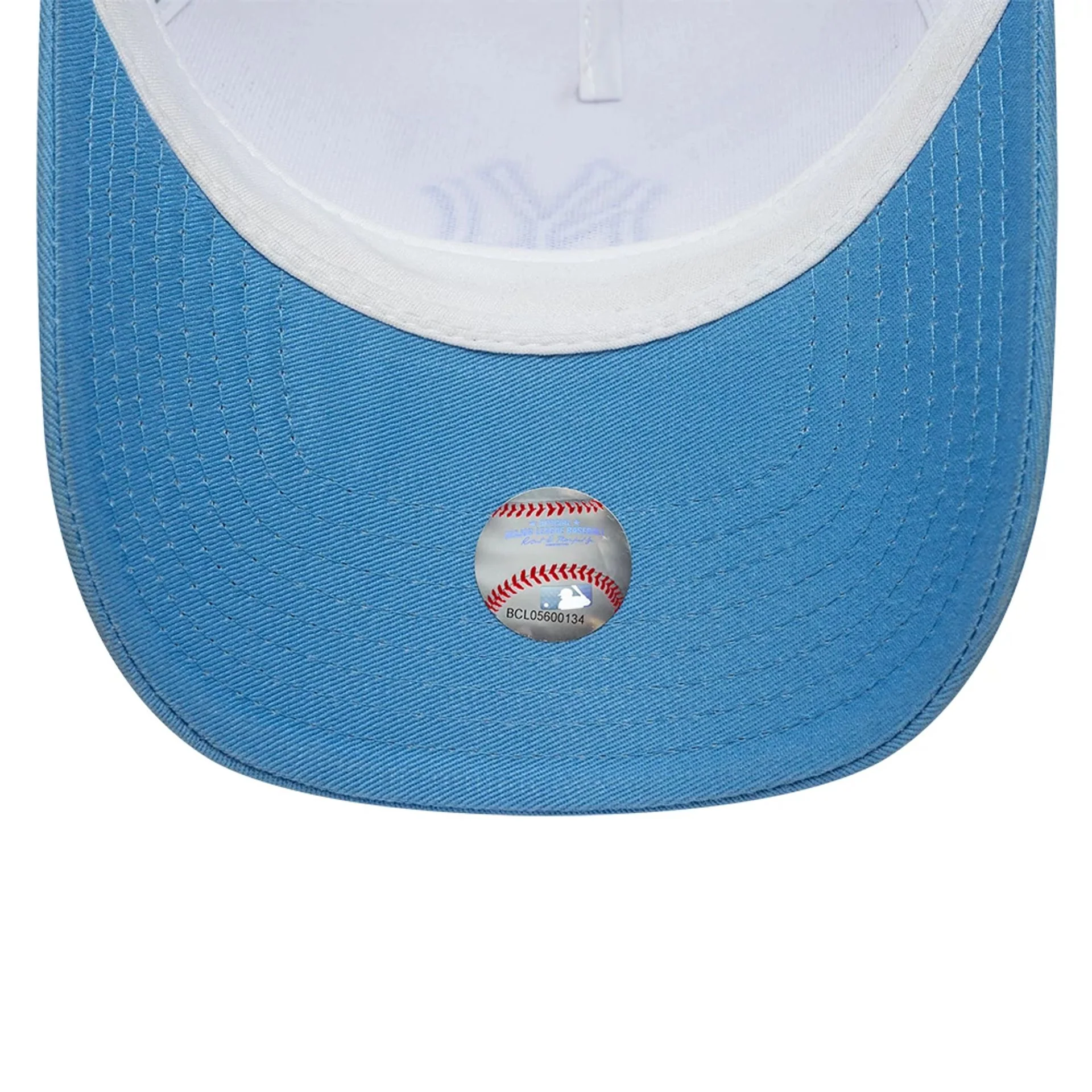 New York Yankees MLB League Essential Pastel Blue 9FORTY A-Frame Trucker Adjustable Cap - Image 5