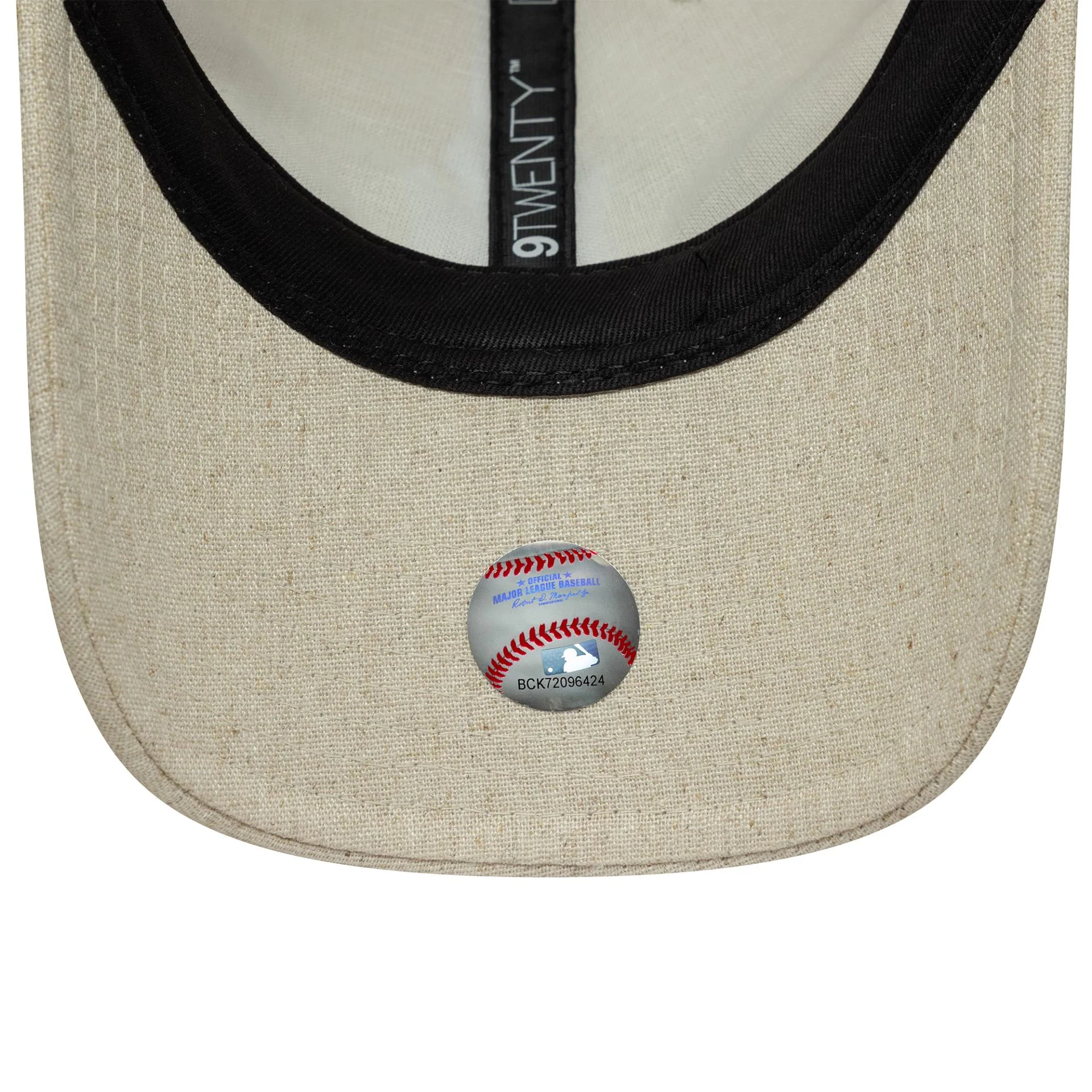 New York Yankees MLB Linen Light Beige 9TWENTY Adjustable Cap - Image 4