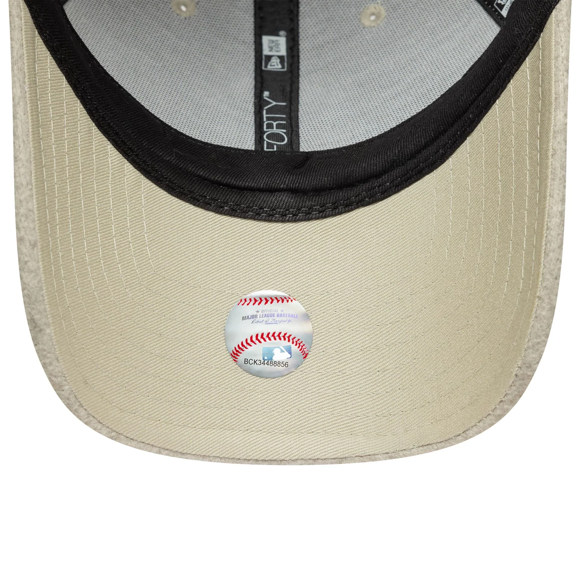 New York Yankees MLB Melton Wool Cream 9FORTY Adjustable Cap - Image 4