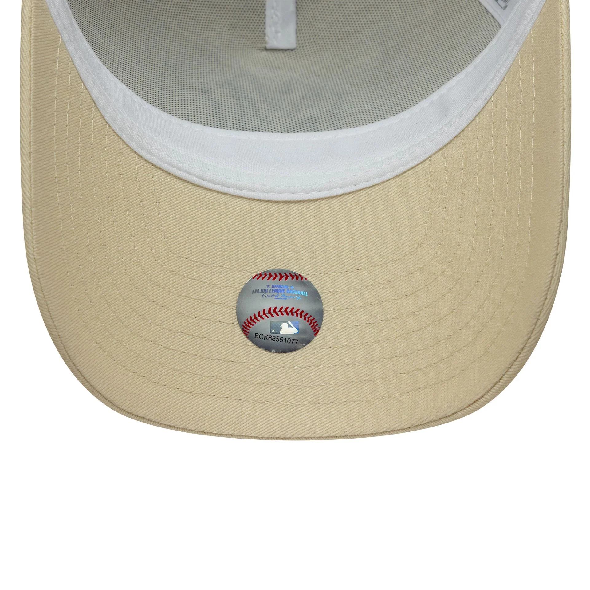 New York Yankees MLB Outline Cream 9FORTY E-Frame Trucker Cap - Image 4