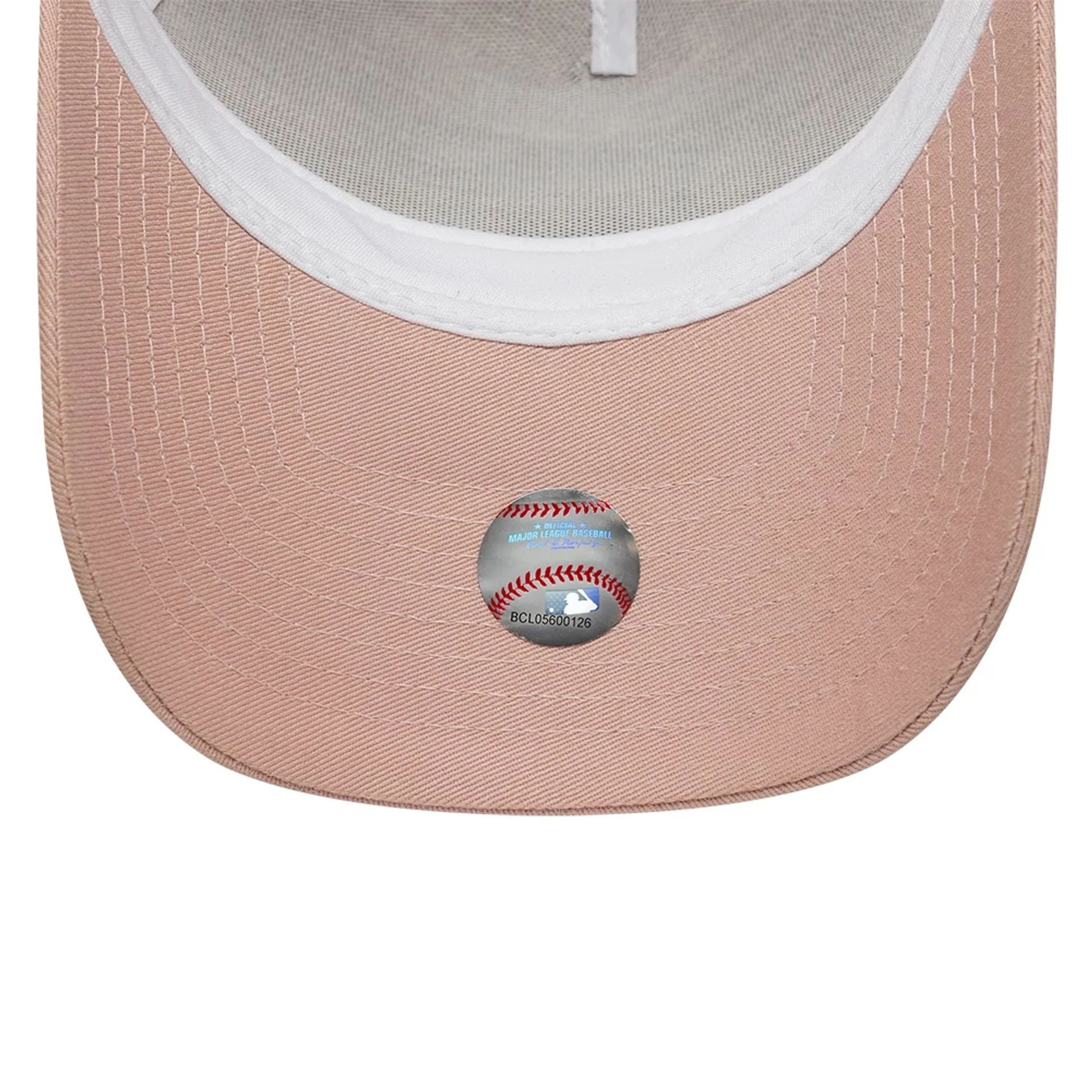 New York Yankees MLB Outline Pastel Pink 9FORTY E-Frame Trucker Adjustable Cap - Image 5