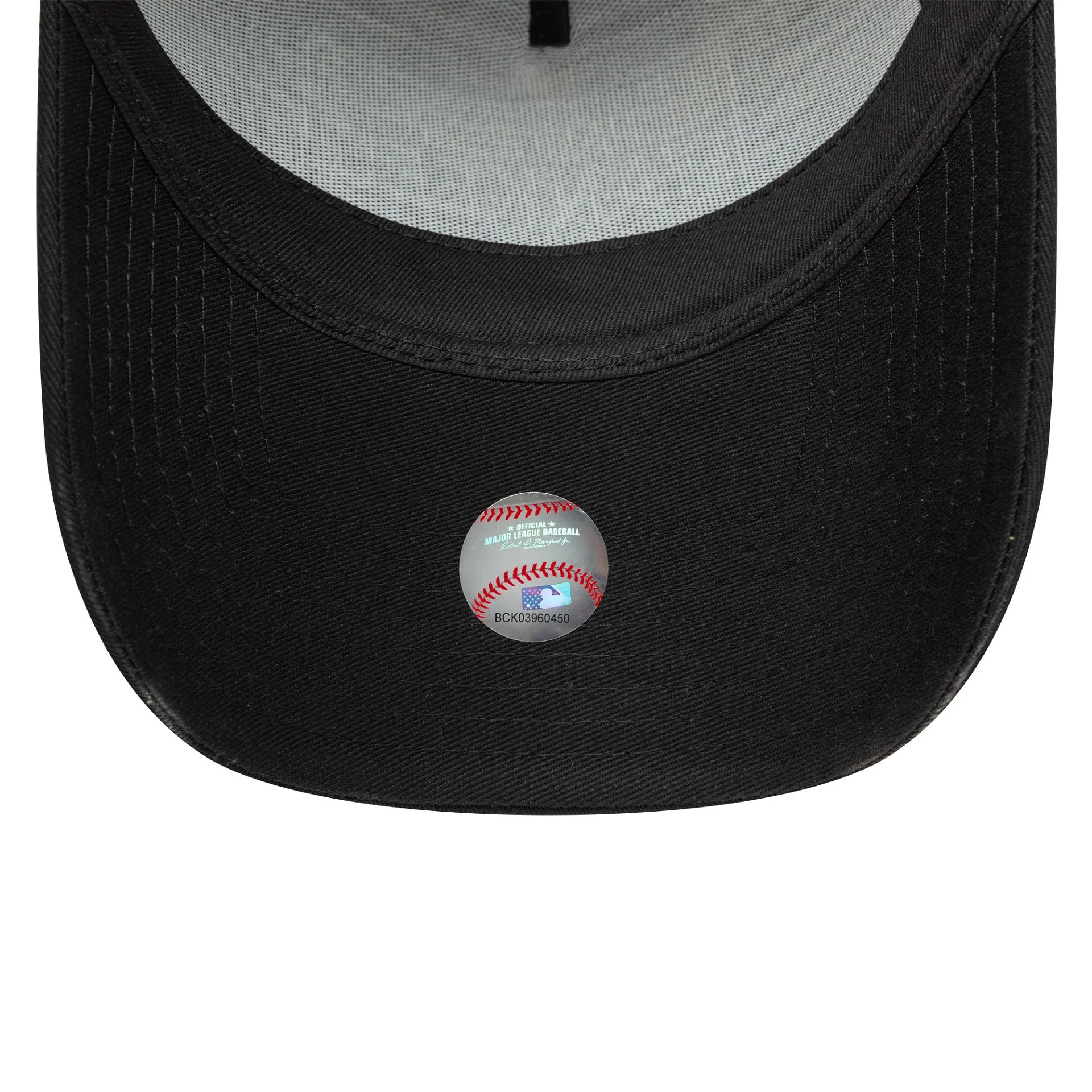 New York Yankees MLB Patch Black 9FORTY A-Frame Trucker Adjustable Cap - Image 4