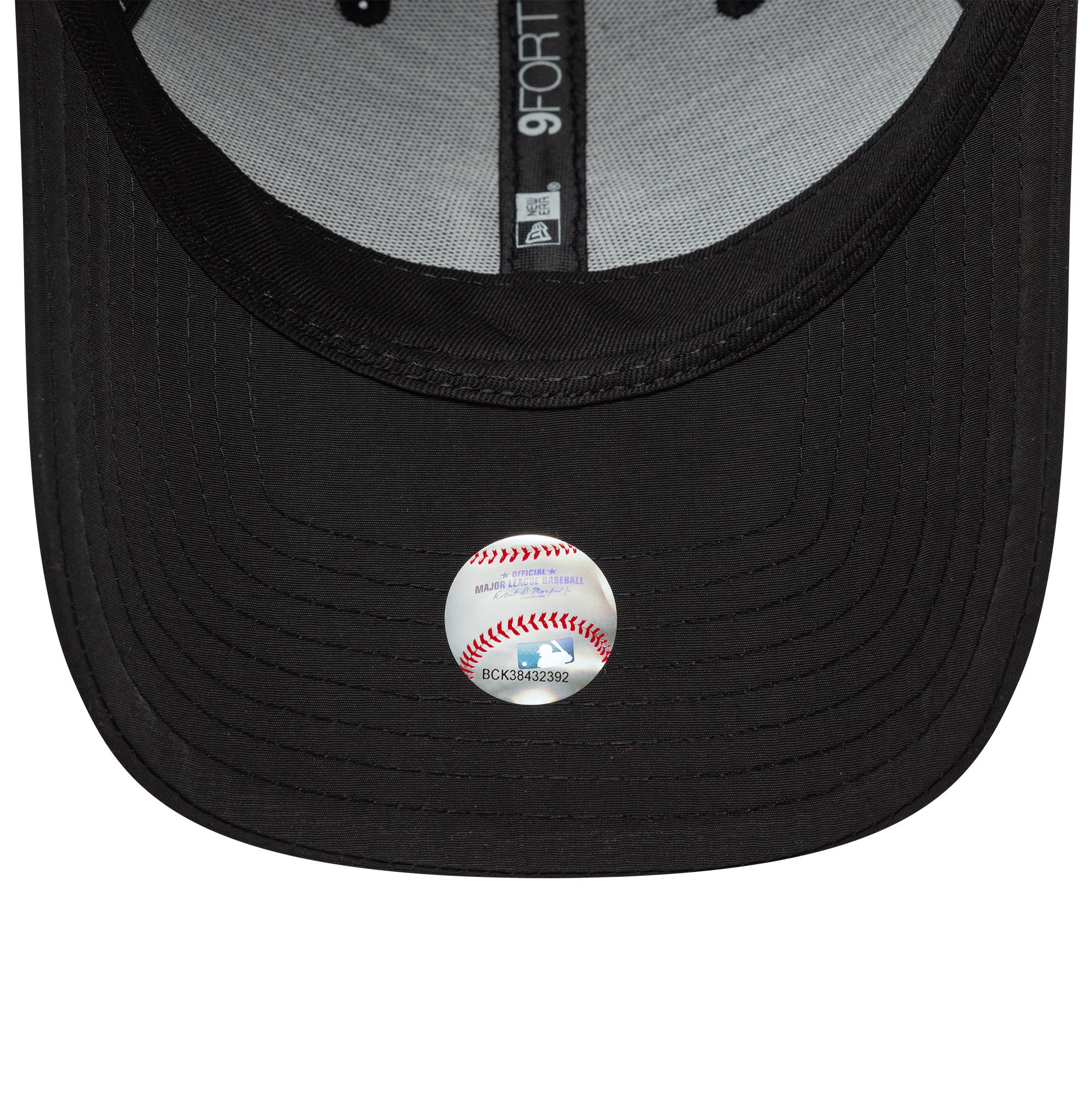 New York Yankees MLB Recycled Midi Black 9FORTY Cap - Image 4