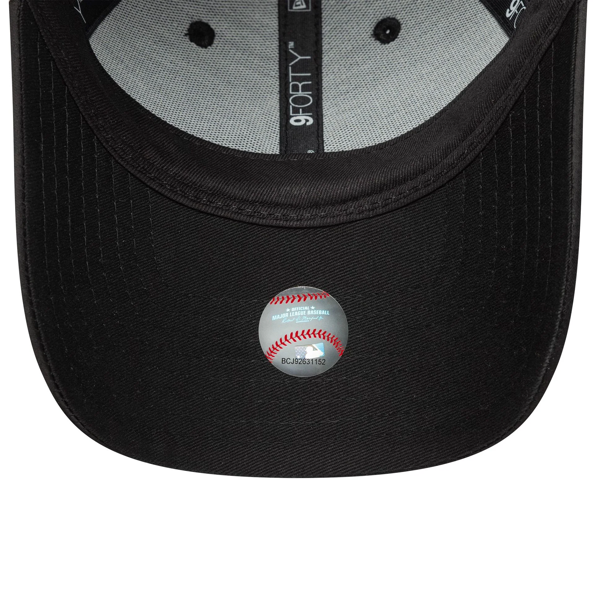 New York Yankees MLB Satin Rhinestone Black 9FORTY Adjustable Cap - Image 5