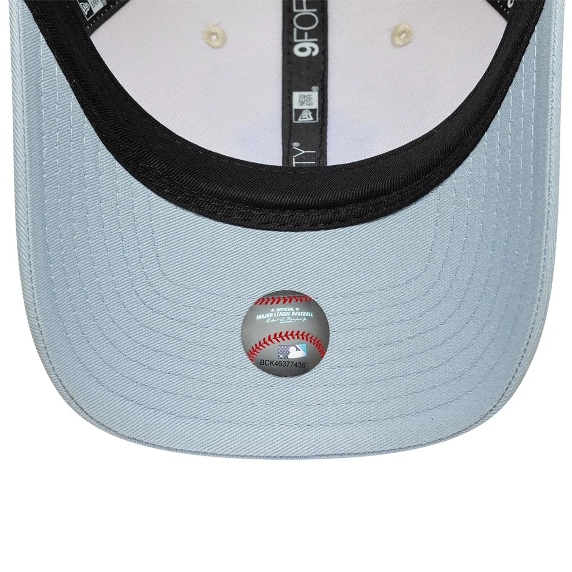 New York Yankees MLB Side Script Cream 9FORTY M-Crown Adjustable Cap - Image 5