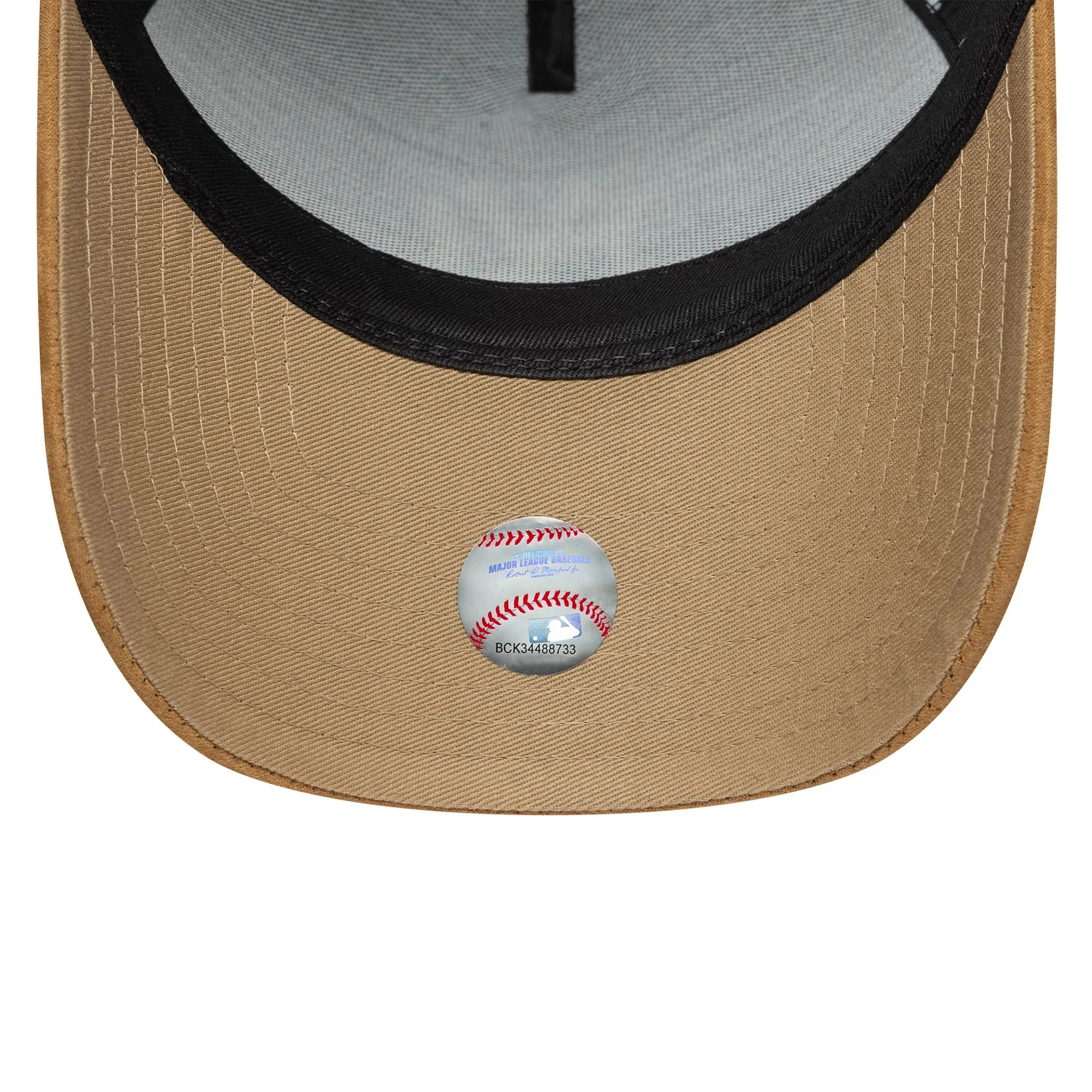 New York Yankees MLB Suede Visor Black 9FORTY E-Frame Adjustable Cap - Image 4