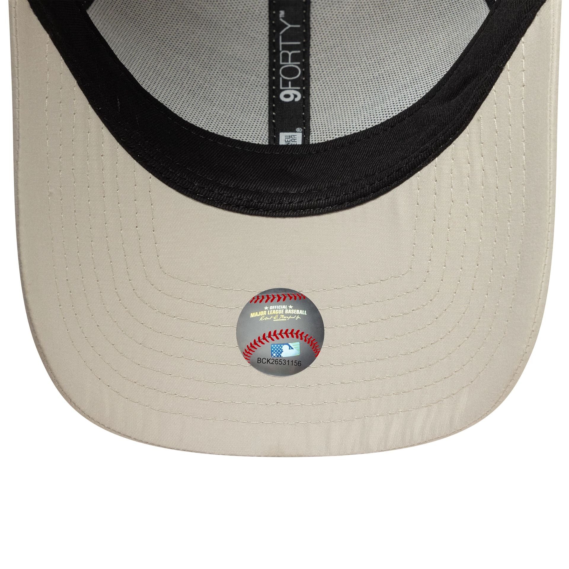 New York Yankees Tonal Flawless Cream 9FORTY Adjustable Cap - Image 5