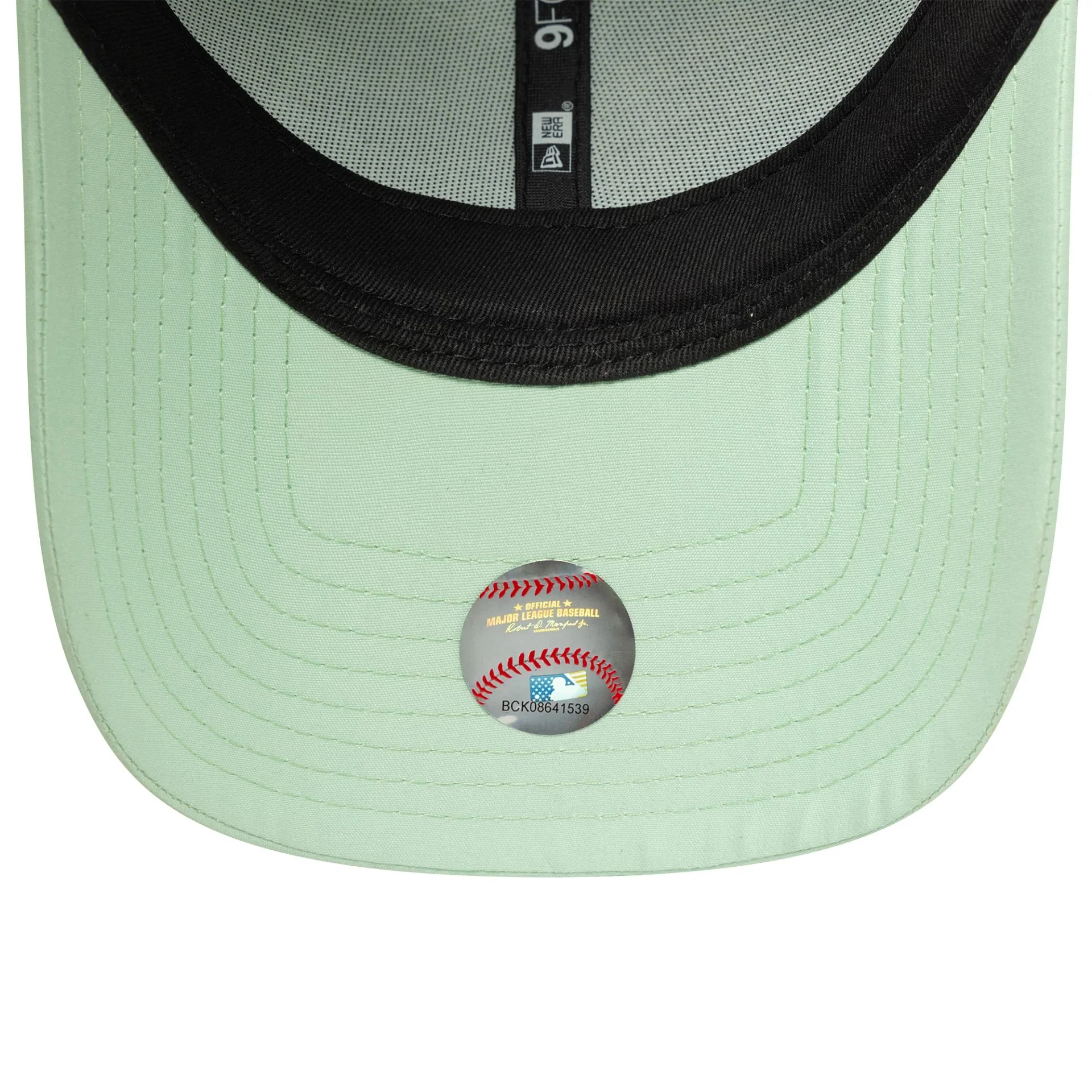New York Yankees Tonal Flawless Pastel Green 9FORTY Adjustable Cap - Image 5