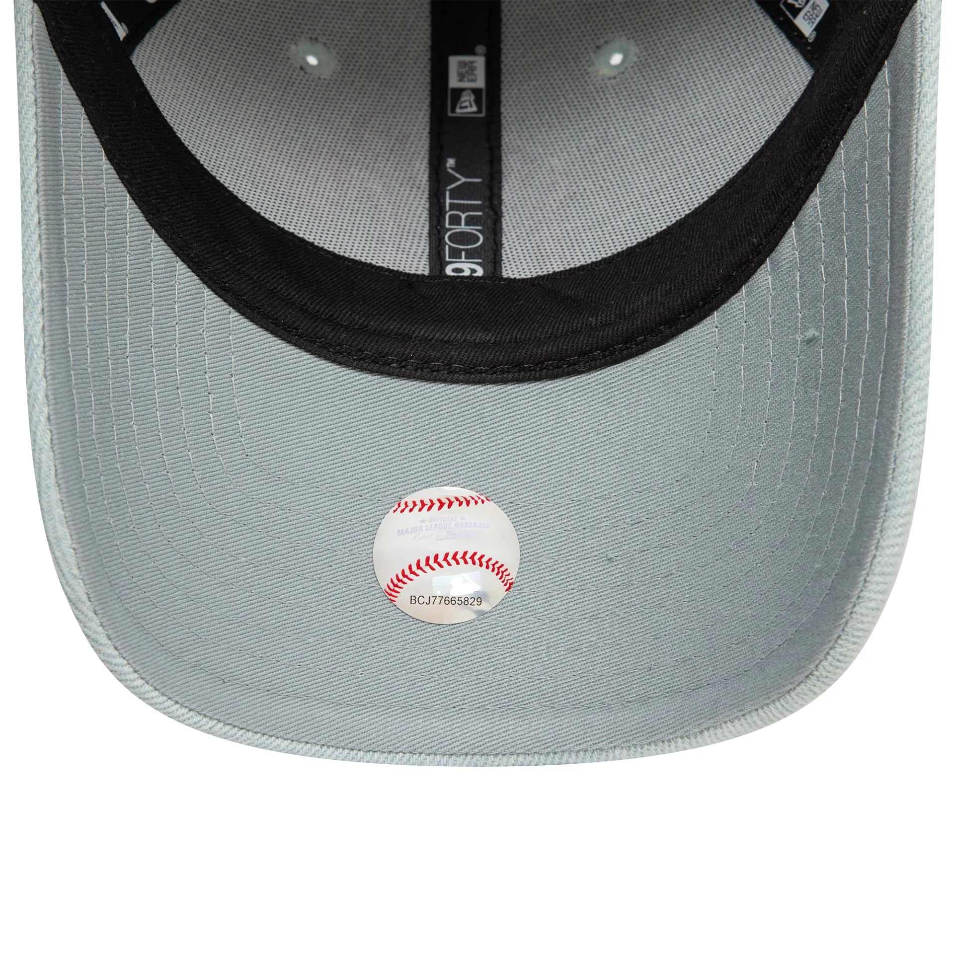 New York Yankees Womens Denim Pastel Blue 9FORTY Adjustable Cap - Image 5