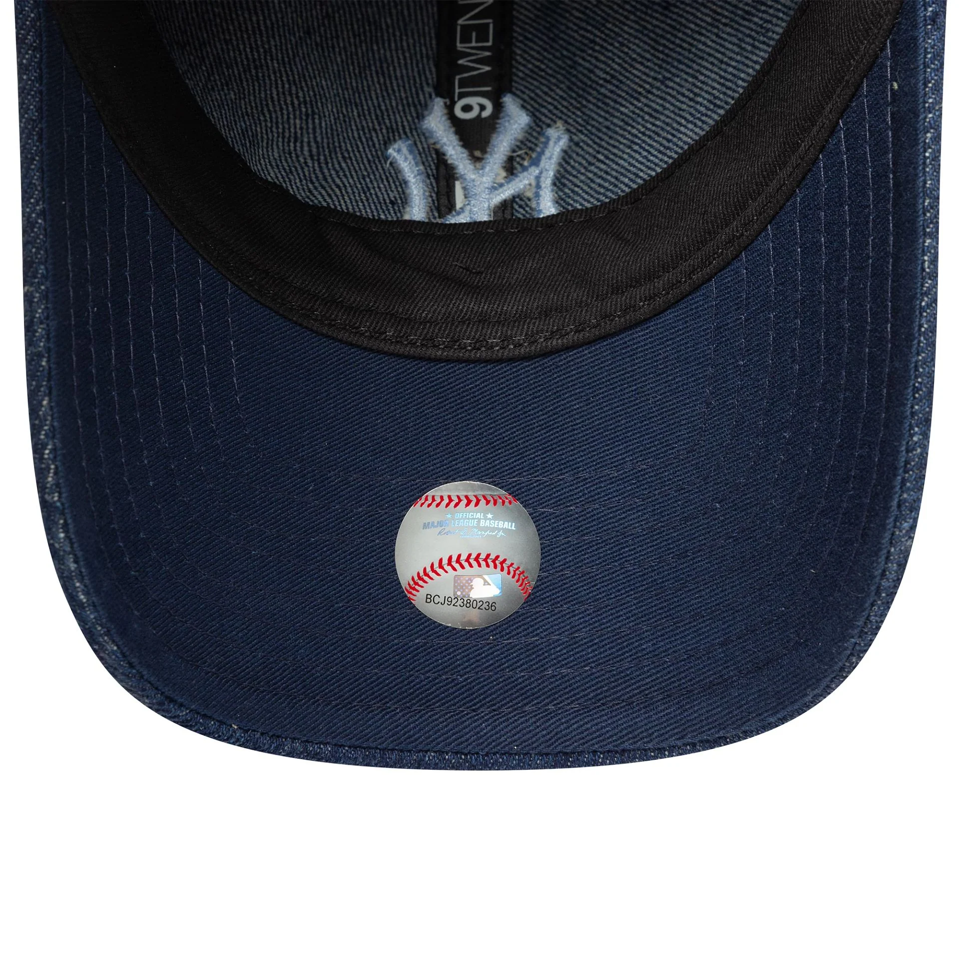New York Yankees Womens MLB Denim Navy 9TWENTY Adjustable Cap - Image 5