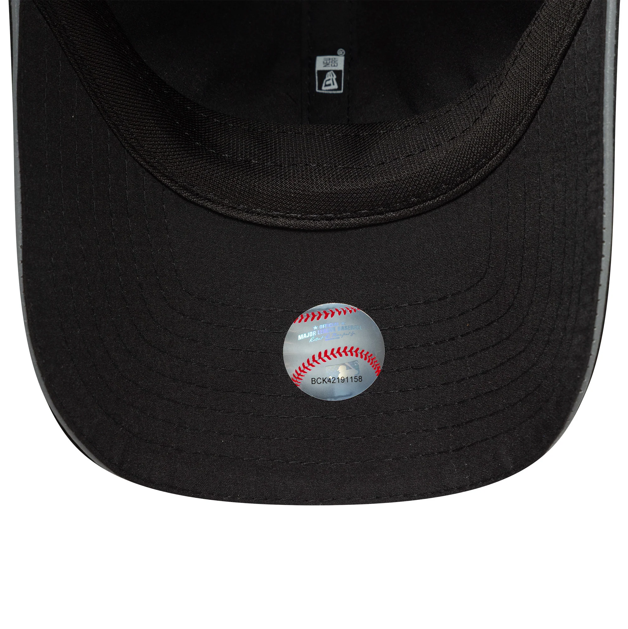 New York Yankees Womens MLB Pony Tail Black Open Back Cap - Image 4