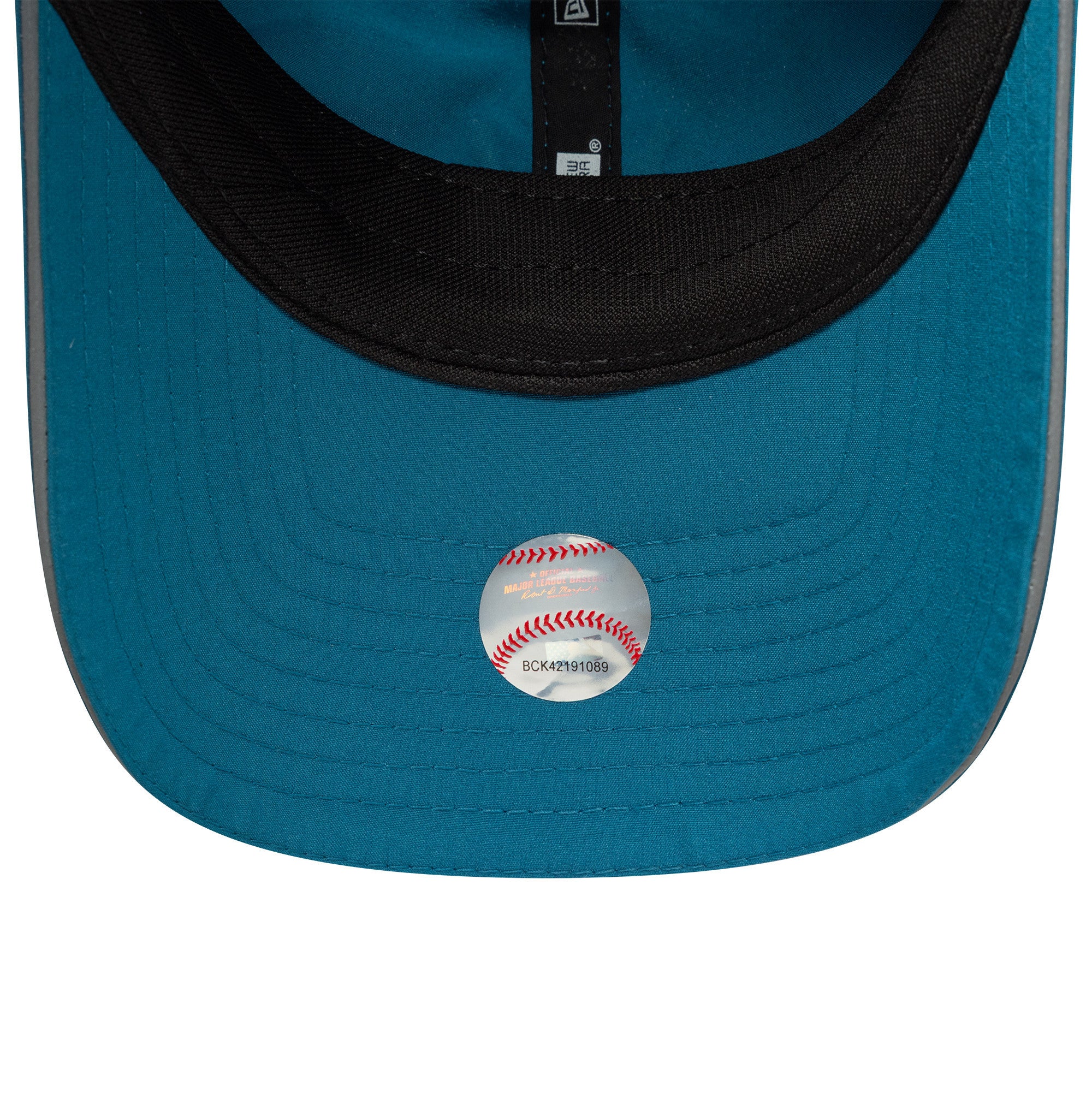 New York Yankees Womens MLB Pony Tail Blue Open Back Cap - Image 4