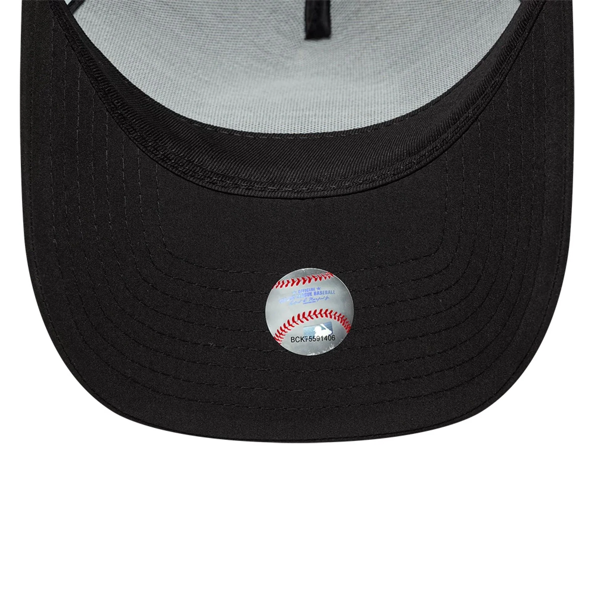 Seattle Mariners MLB Sport Black 9FORTY A-Frame Trucker Adjustable Cap - Image 5